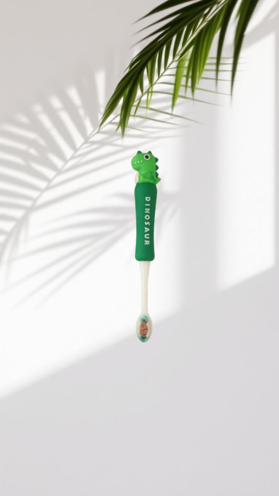 مسواک کارتونی بچه گانه طرح دایناسور پایه بلند سبز DINOSAUR